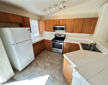 1840 Montvale Court - Photo Thumbnail 8