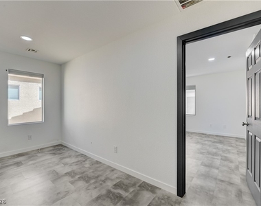 9929 Markhorn Court - Photo Thumbnail 29