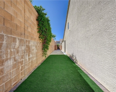 9929 Markhorn Court - Photo Thumbnail 48