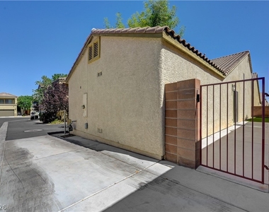 9929 Markhorn Court - Photo Thumbnail 4