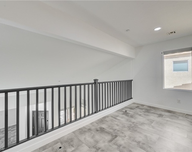 9929 Markhorn Court - Photo Thumbnail 30