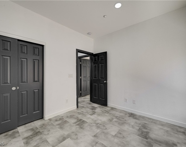 9929 Markhorn Court - Photo Thumbnail 26