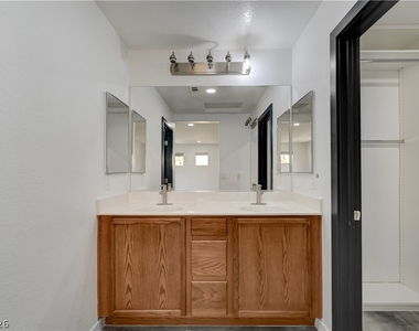 9929 Markhorn Court - Photo Thumbnail 41