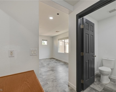 9929 Markhorn Court - Photo Thumbnail 37