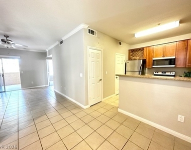 4400 Jones Boulevard - Photo Thumbnail 2