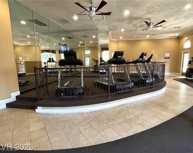 4400 Jones Boulevard - Photo Thumbnail 18