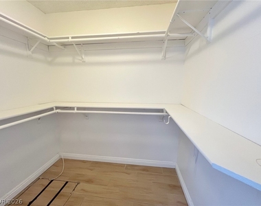 428 Beaumont Street - Photo Thumbnail 33