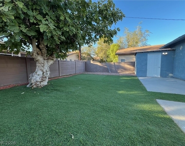 428 Beaumont Street - Photo Thumbnail 36