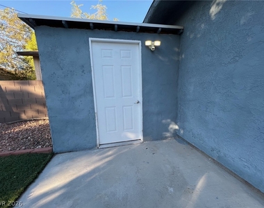 428 Beaumont Street - Photo Thumbnail 38