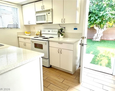 428 Beaumont Street - Photo Thumbnail 11