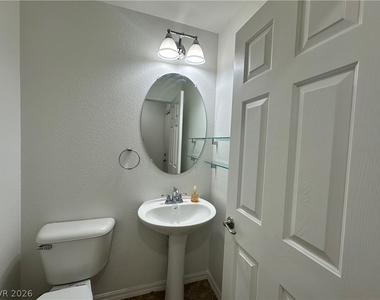 1571 Plaza Centre Drive - Photo Thumbnail 7