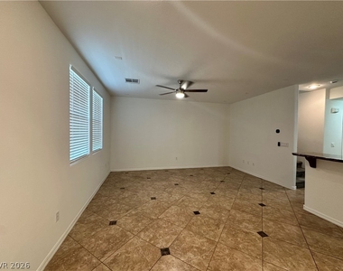 1571 Plaza Centre Drive - Photo Thumbnail 6