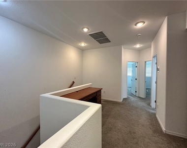 1571 Plaza Centre Drive - Photo Thumbnail 18