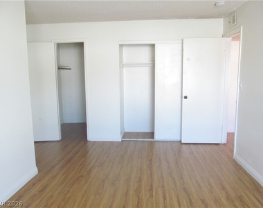 3518 Villa Knolls North Drive - Photo Thumbnail 27