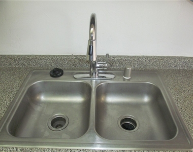 3518 Villa Knolls North Drive - Photo Thumbnail 4