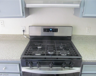 3518 Villa Knolls North Drive - Photo Thumbnail 19