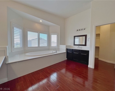4608 Bear Island Court - Photo Thumbnail 23