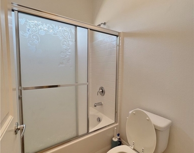 4608 Bear Island Court - Photo Thumbnail 18