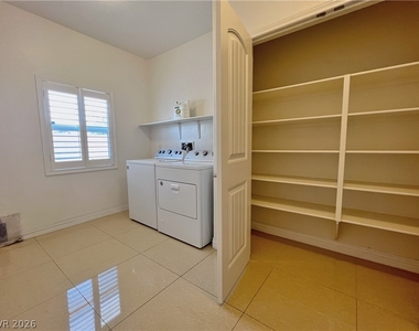 4608 Bear Island Court - Photo Thumbnail 11
