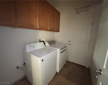 4116 Helens Pouroff Avenue - Photo Thumbnail 16