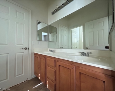 4116 Helens Pouroff Avenue - Photo Thumbnail 8
