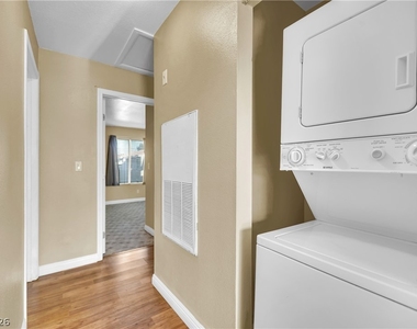 7300 Pirates Cove Road - Photo Thumbnail 18