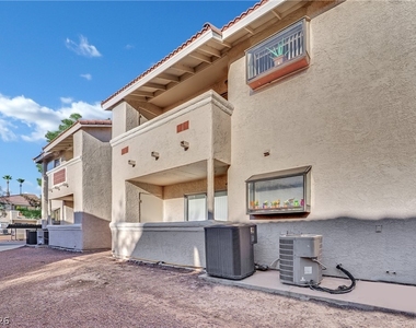 7300 Pirates Cove Road - Photo Thumbnail 7