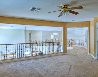 3924 Royal Scots Avenue - Photo Thumbnail 22