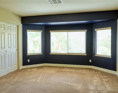 3924 Royal Scots Avenue - Photo Thumbnail 32