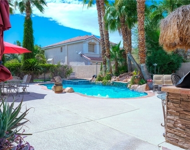 3924 Royal Scots Avenue - Photo Thumbnail 41
