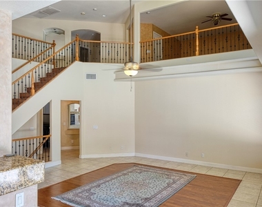 3924 Royal Scots Avenue - Photo Thumbnail 11