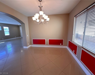 142 Castle Course Avenue - Photo Thumbnail 9