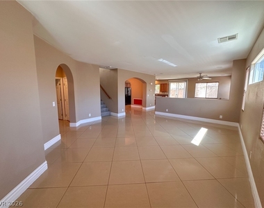 142 Castle Course Avenue - Photo Thumbnail 23