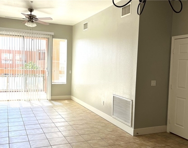 19 E Agate Avenue - Photo Thumbnail 11