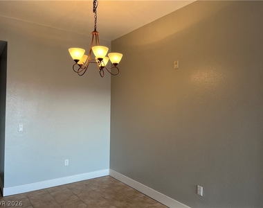 19 E Agate Avenue - Photo Thumbnail 8