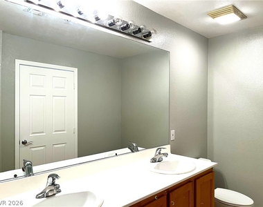 19 E Agate Avenue - Photo Thumbnail 17