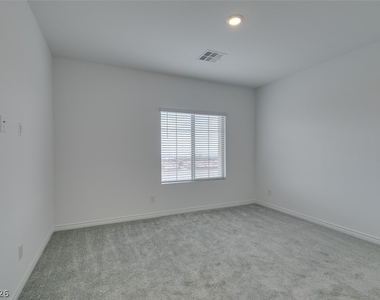 600 N Carriage Hill Drive - Photo Thumbnail 28