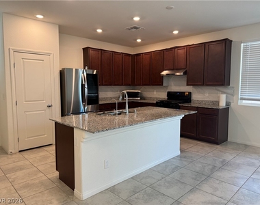 4218 Tarim Street - Photo Thumbnail 8