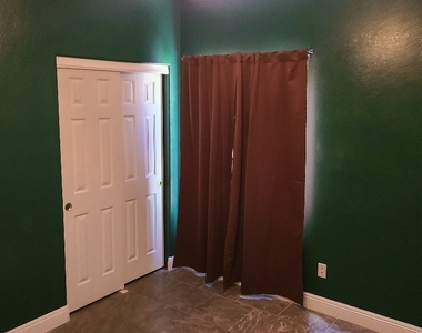 207 Tug Boat Court - Photo Thumbnail 8