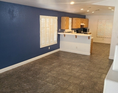 207 Tug Boat Court - Photo Thumbnail 2