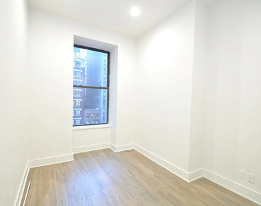 121 Madison Avenue - Photo Thumbnail 2