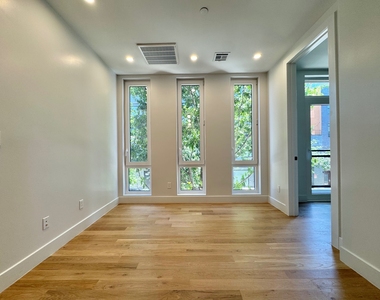 590 Bushwick Avenue - Photo Thumbnail 4