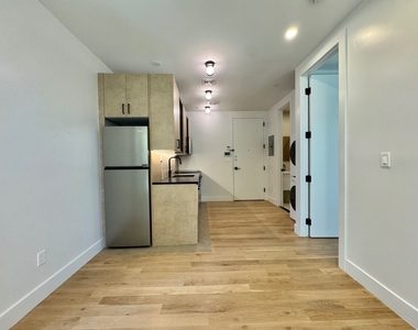 590 Bushwick Avenue - Photo Thumbnail 8