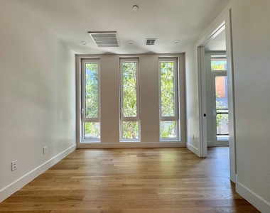 590 Bushwick Avenue - Photo Thumbnail 5