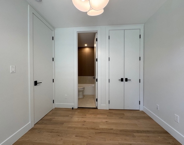 590 Bushwick Avenue - Photo Thumbnail 8
