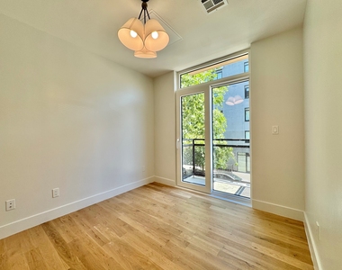 590 Bushwick Avenue - Photo Thumbnail 7