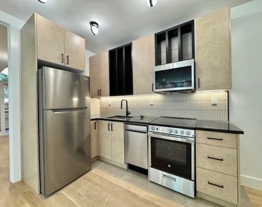 590 Bushwick Avenue - Photo Thumbnail 10