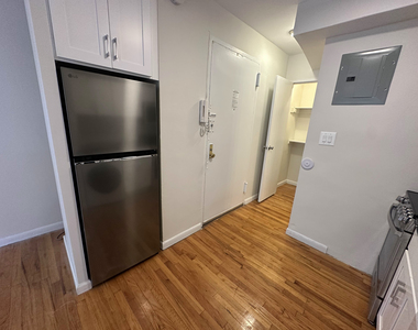 260 west 27th st - Photo Thumbnail 7