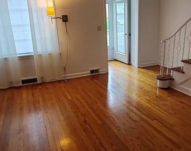 84 Matthews Street - Photo Thumbnail 8