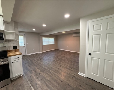 8261 Oswego Road - Photo Thumbnail 5